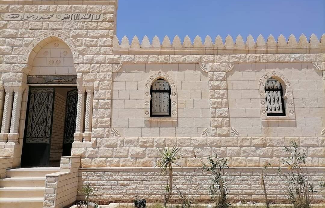 مقابر طريق السخنة أم طريق السويس؟ مقارنة تساعدك على الاختيار